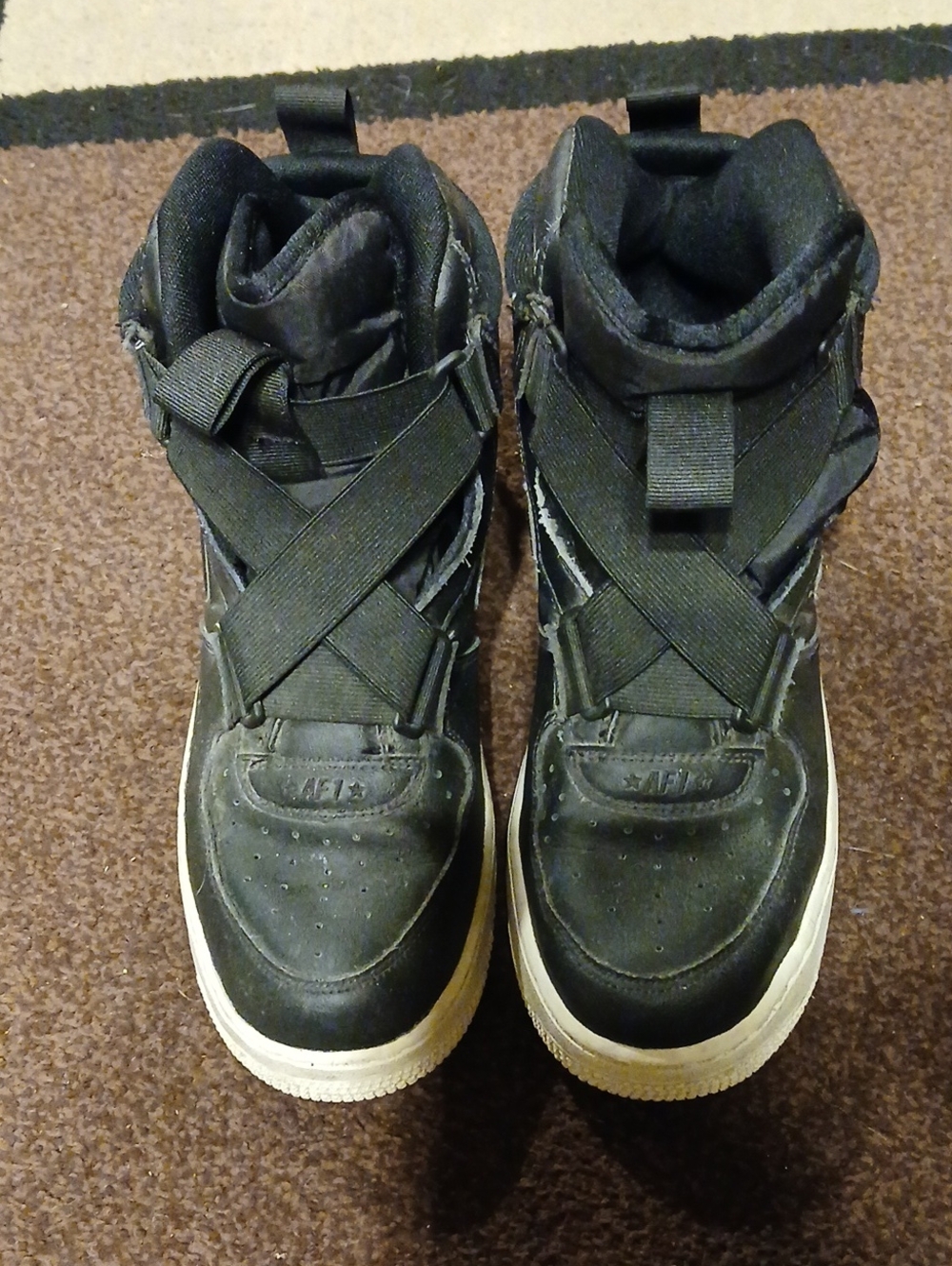 Nike Af1 Sneakers with White Outsole and Crisscross Straps